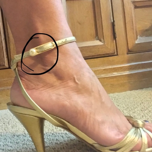 Ladies Shoes-CHANEL SANDAL - Picture 4 of 8